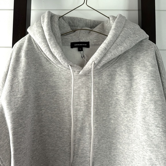 NWT Sampson and Taylor Curtis Box Hoodie - Picture 2 of 2